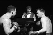 Echte Boxer, männliche Singstimmen: „Joe + Max“ – ein Bilderbuch. Foto: i-camp