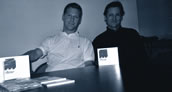 Per Hauber (li.) und Martin Torp mit der MoMu-Edition. Foto: Universal