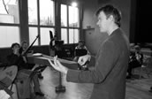 Studie über eine einzige braocke Geste: Michel van der Aa bei einer Probe. Foto: Lucerne Festival