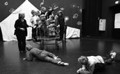 Gezeigt wurde „Mehr Platz zum Fliegen“ in der Nürnberger Villa Leon, verbunden mit einer Expertendiskussion über „Musik und Bewegung für Kinder“. Foto: Jutta Missbach