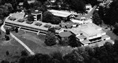 Die Akademie Remscheid liegt idyllisch im Grünen. Hier machen sich Pädagogen und Künstler unter Profi-Leitung für die kulturelle Bildung von Kindern und Jugendlichen fit. Foto: Akademie Remscheid