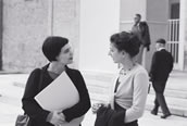 Chaya Czernowin (li.) und Meret Forster in Dresden/Hellerau 2006. 