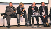 (v.l.: Dieter Gorny, ein PopKomm-Moderator, Steffen Kampeter und Jens Michow)